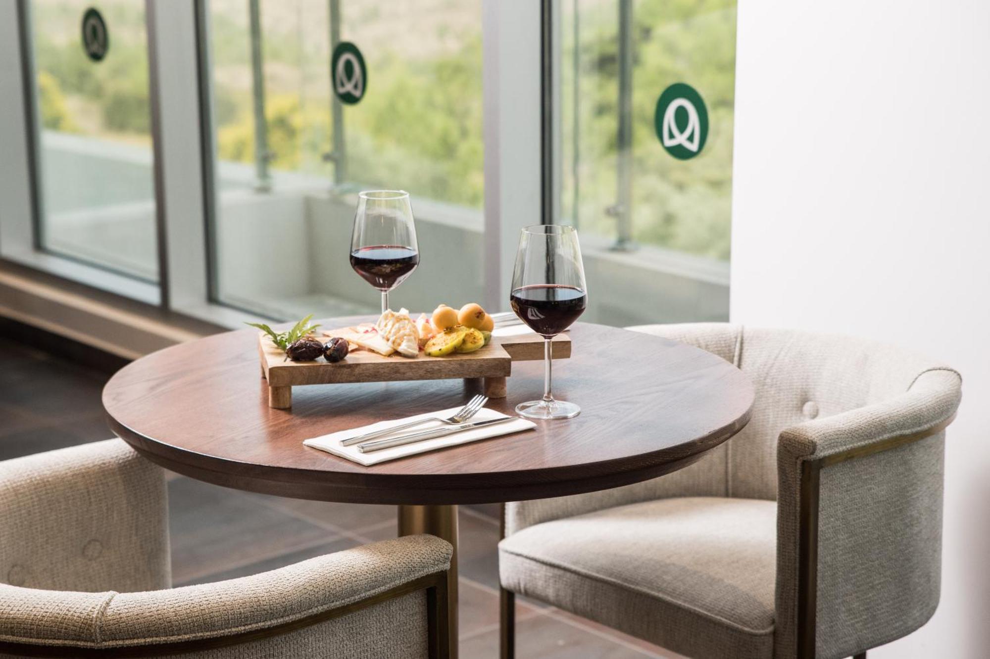 Almond Hotel - Adults Only Neve Ilan Exterior foto
